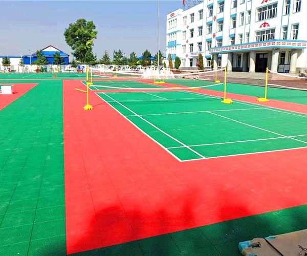 籃球場懸浮地板